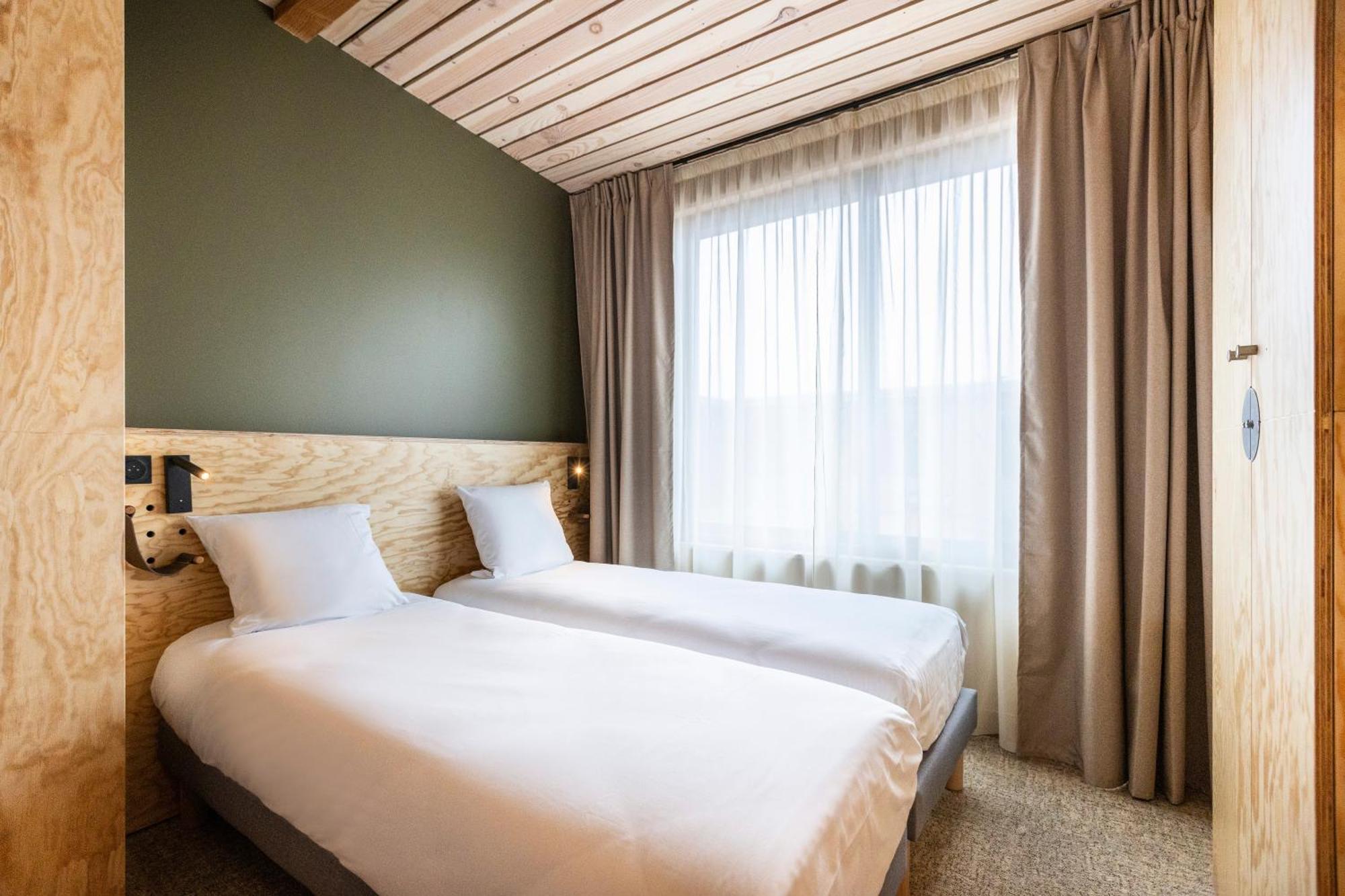 Hotel Le Bout Du Parc De Versailles Eksteriør billede